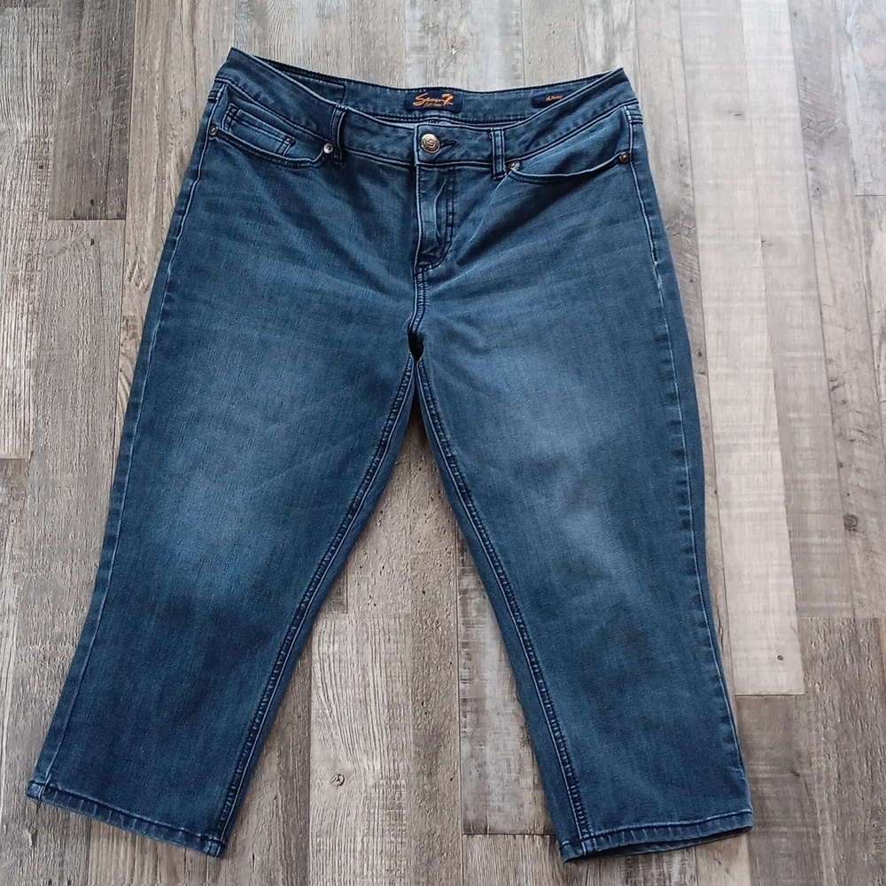 PERFECT! Seven7 Skinny Crop Jeans 14